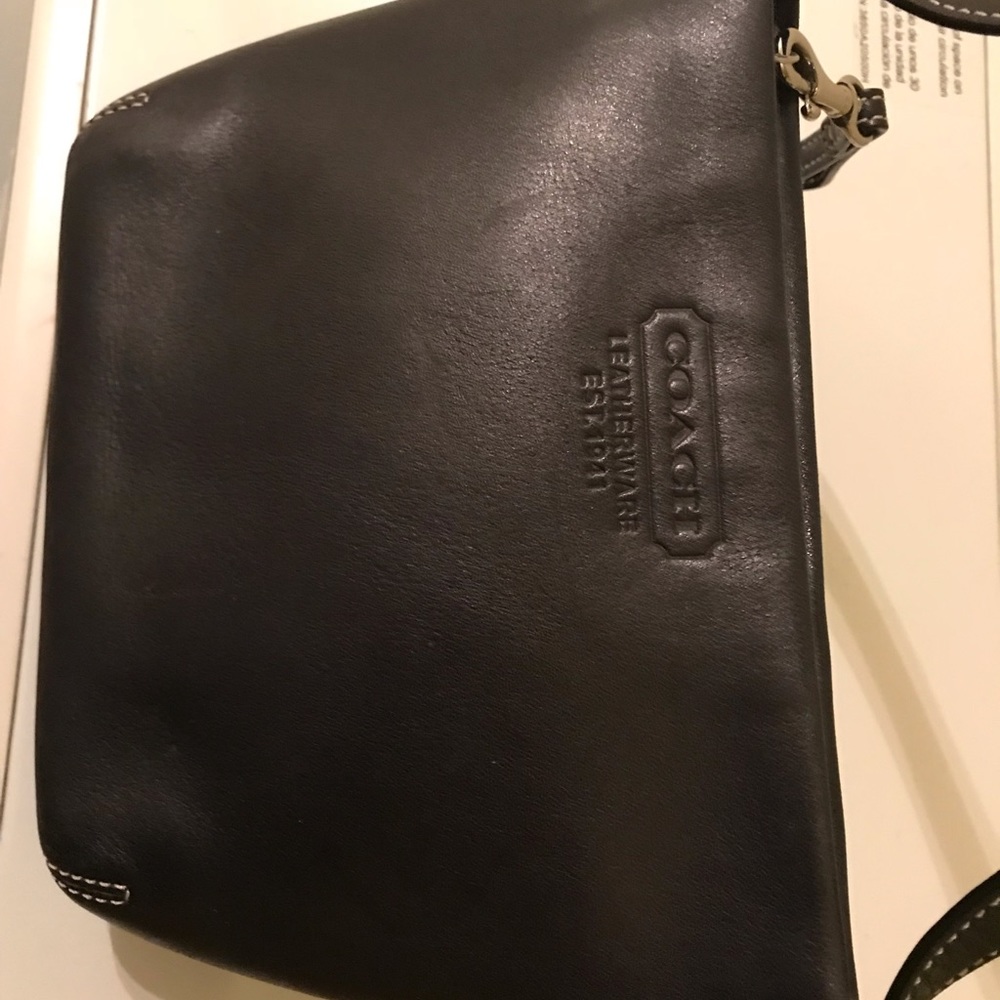 Coach Handbag - Picture 3 of 7